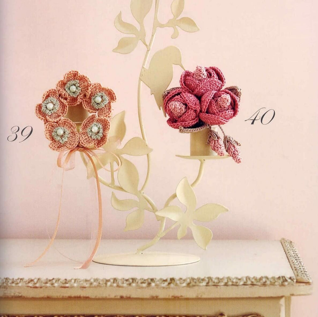Elegant crochet flowers