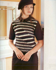 Sweater with short sleeves and abstract stripes knitting pattern